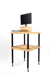 Çam Ahşap Tablalı Çerçeveli Metal Teşhir Standı